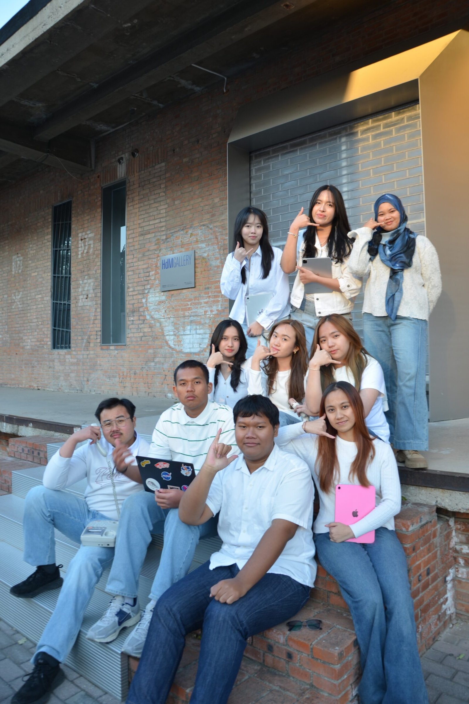 Divisi Komunikasi Digital